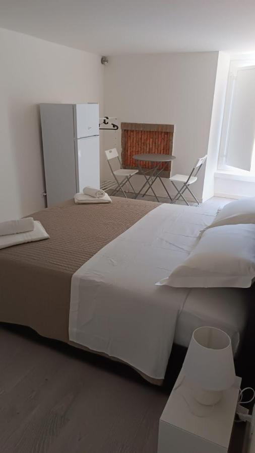 Di Fronzo Guest House T Triggiano Εξωτερικό φωτογραφία